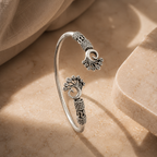 Vallari Twist Bangle