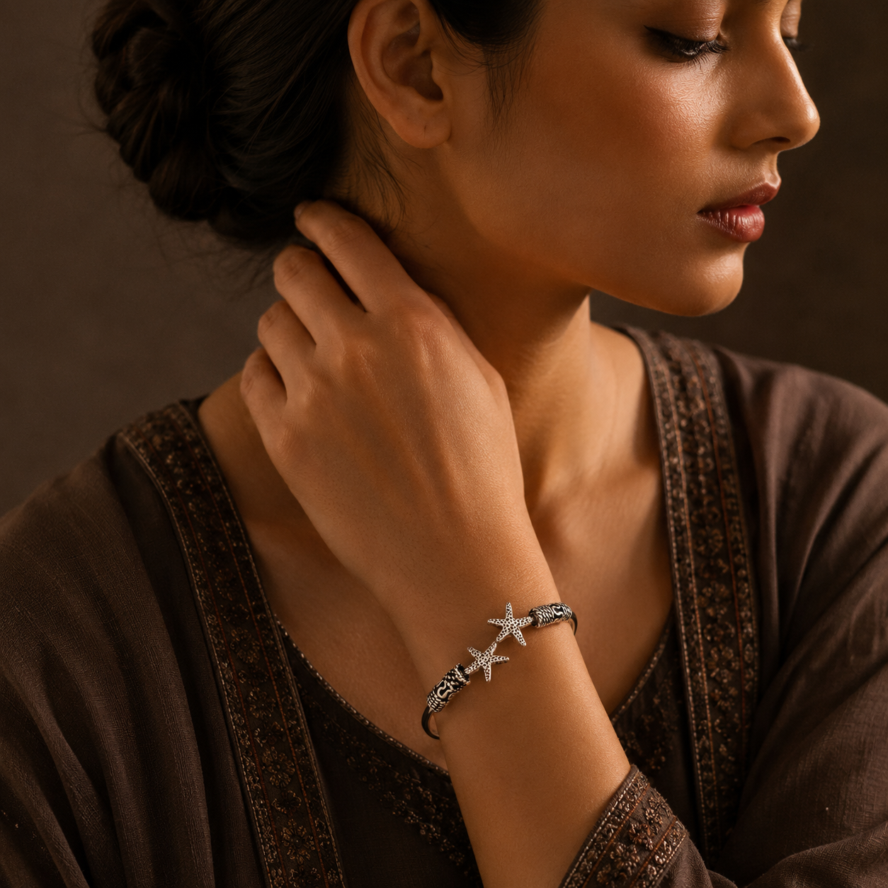Tara Coast Starrfish Twist Bangle