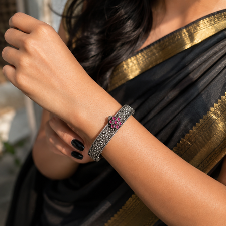 Rajsi Ruby Heritage Bangle