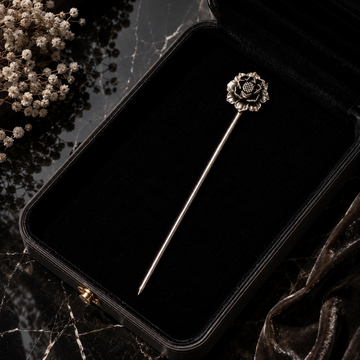 Midnight Lotus Juda Pin