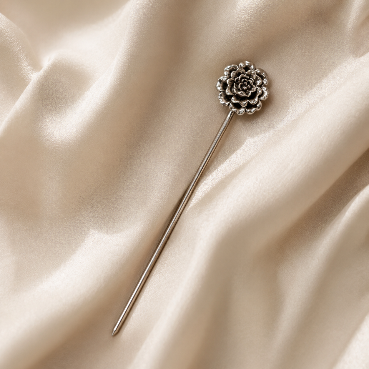 Royal Rose Juda Pin