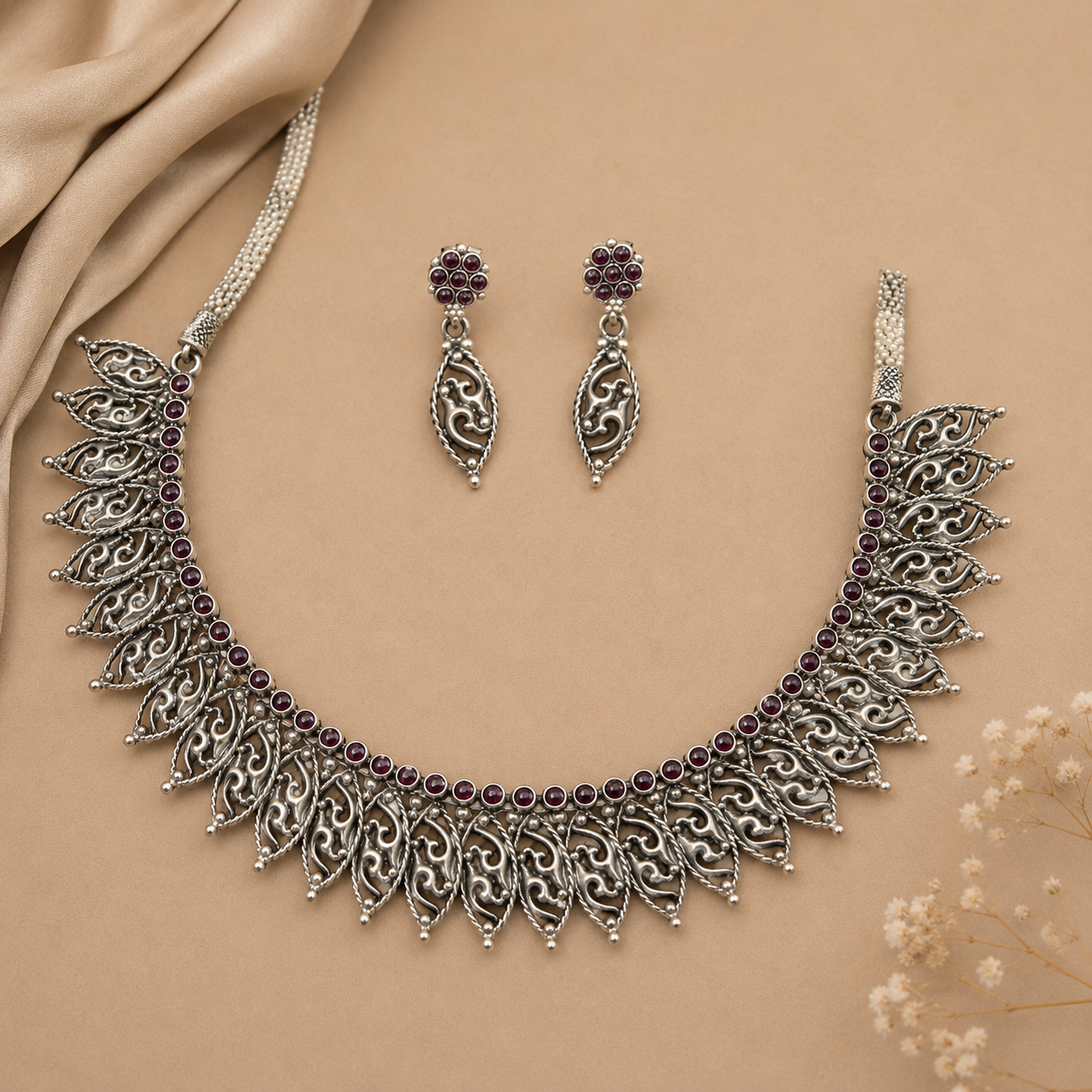 Mayurrekha Necklace Set