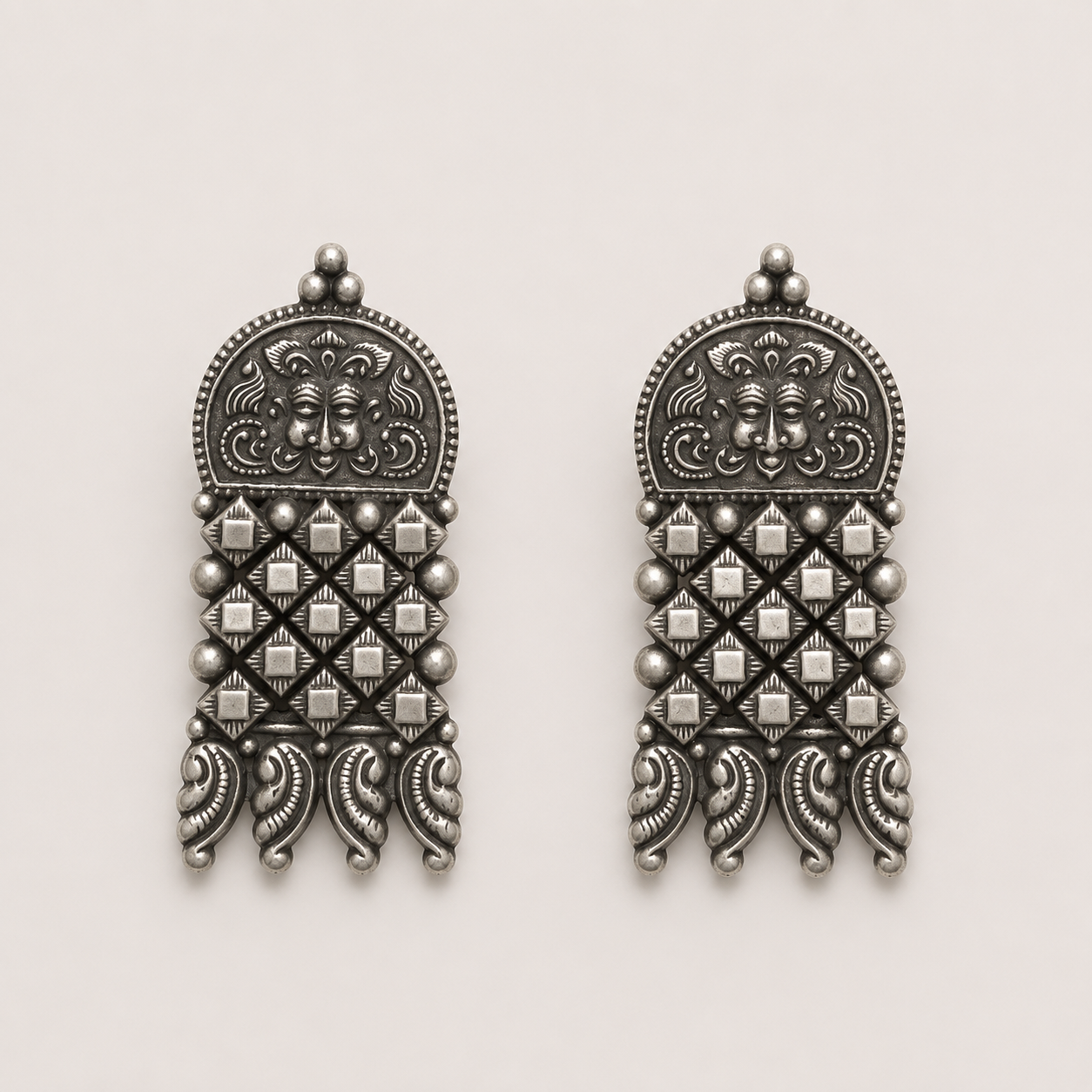 Shera Grid Earrings