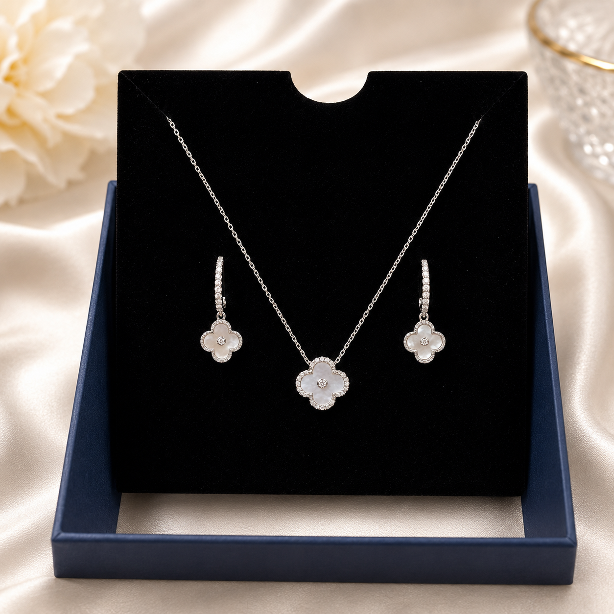 Celeste Clover Pendant & Earrings Set