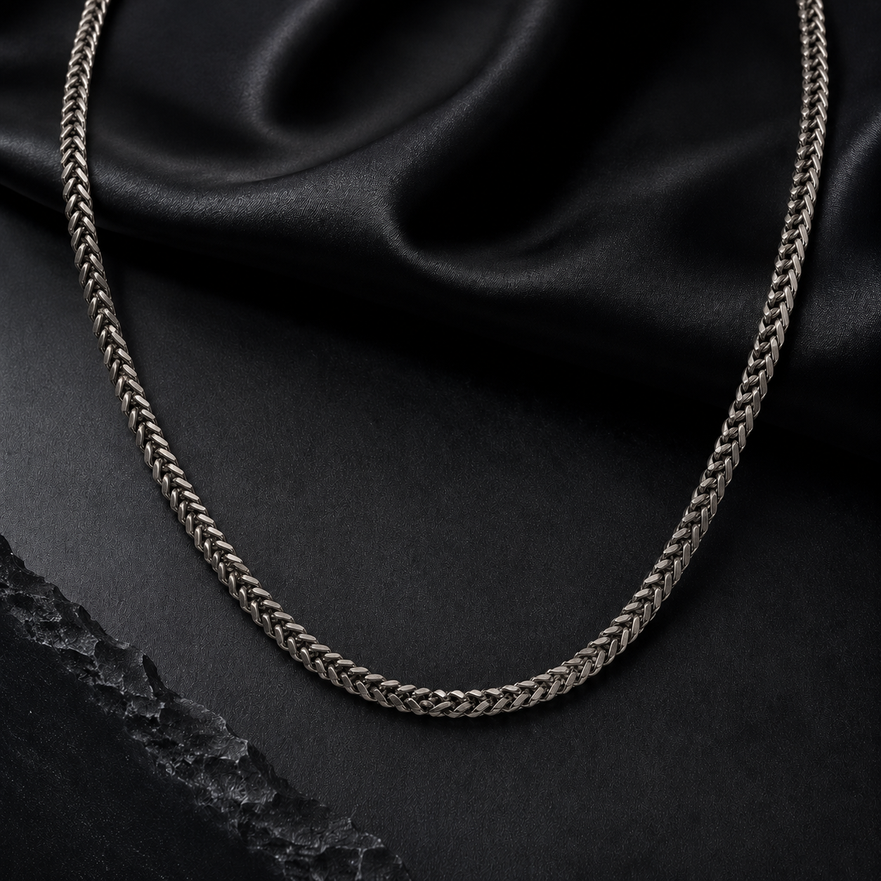 Aurum Weave Premium Chain