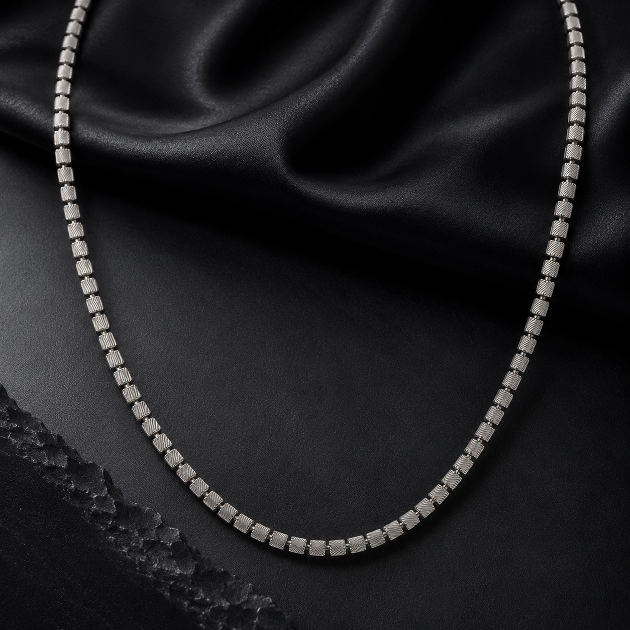 Regal Vertex Premium Chain