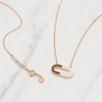 Élan Link Pendant with Chain