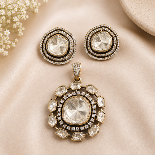 Maharani Polki Pendant & Earrings Set