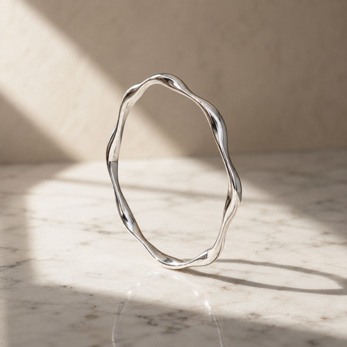 Aurelia Wave Bangle