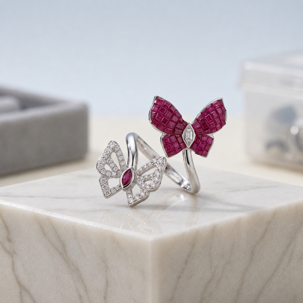 Papillon Royale Ring
